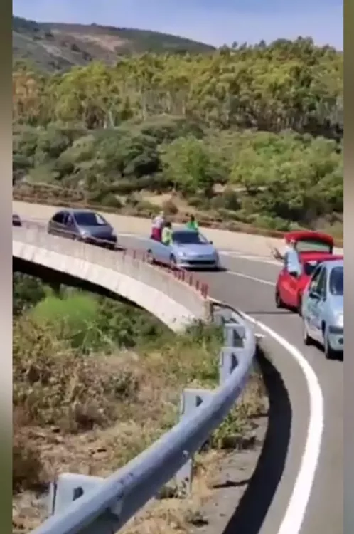 0C8A97BD-5585-45BD-91E2-77E0424811D2