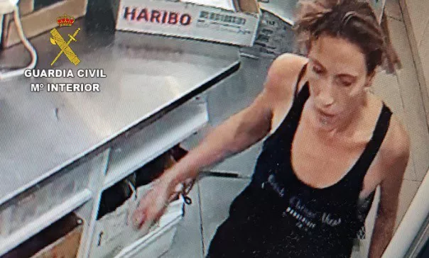 D48B53E5-0AA4-480C-80BE-7B4CC418A492