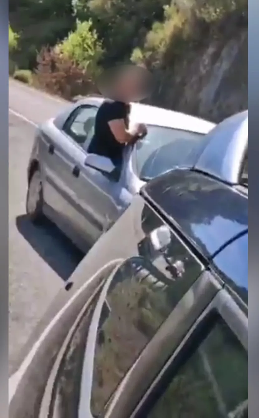 35B89101-A198-4B1D-BA4C-E5331C2D0DB6