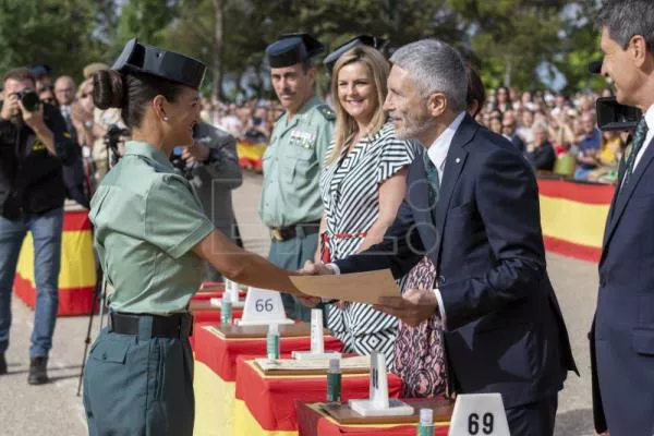 6103CF6E-F889-4B65-A842-BCDF60C82C91