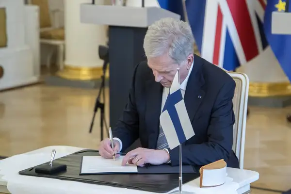 372402E6-1A73-45B1-A885-FDF479C91EB0