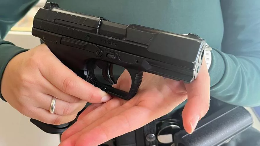 pistola-simulada-guardiacivil