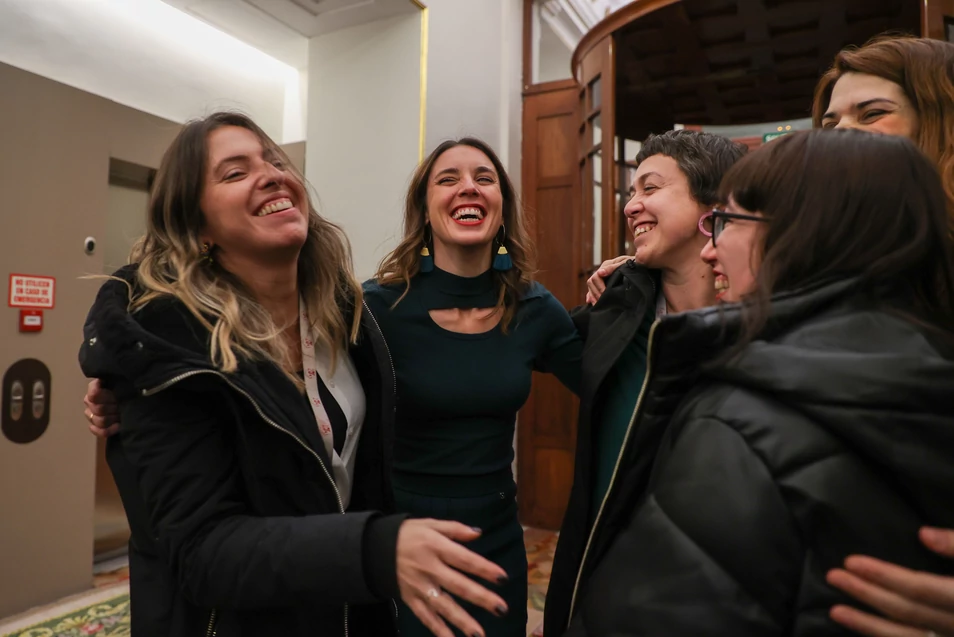 irene-montero-risas-congreso-16122022.jpg