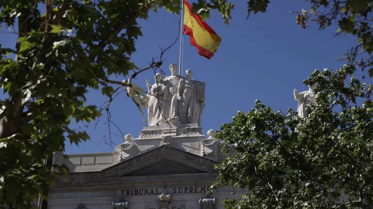 7FCFC5AA-D555-40EE-82F1-1D8E7D548053