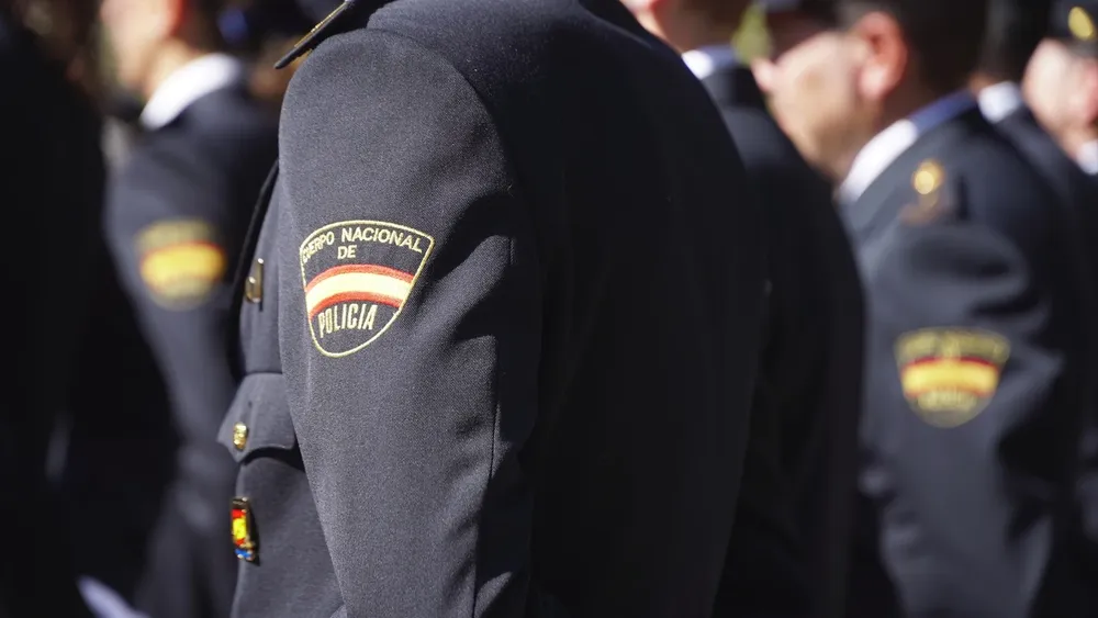 agente-policia-celebracion-patron-policia-nacional_97