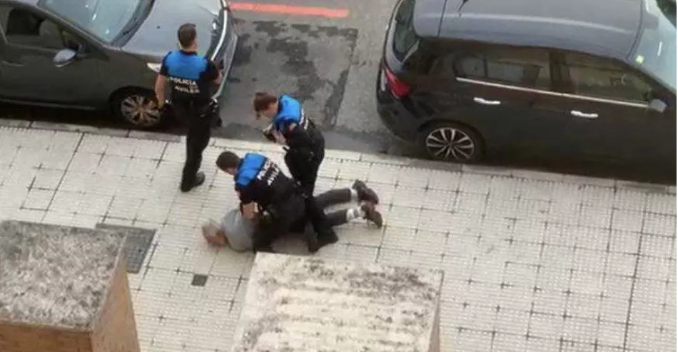 8C282147-031B-4E3B-943A-9AE74CF4C518