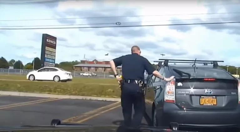 C2874772-FF6B-46A3-A41E-B8D4FF110624