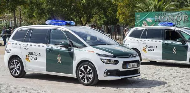 5BDB3D4E-26EA-4D27-AFFC-E93F35970DBD